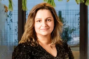 Andreia Has - Broker de credite si consultant iFink Finance in bucuresti